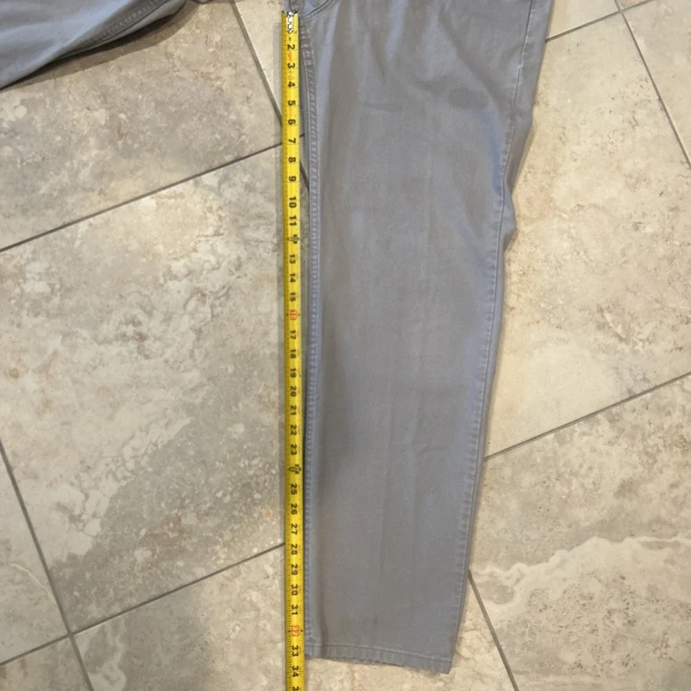 Vintage Levis 550 Jeans Men 36x34 Light Grey Denim USA Y2k Relax Fit Tapered Leg - Picture 8 of 12